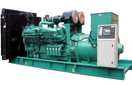 白塔570kw康明斯柴油发电机组图片 白塔570kw康明斯柴油发电机组图片